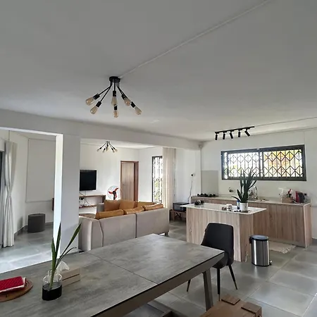 Pereybere Retreat - Seasons Break 3 Bedroom Apartment